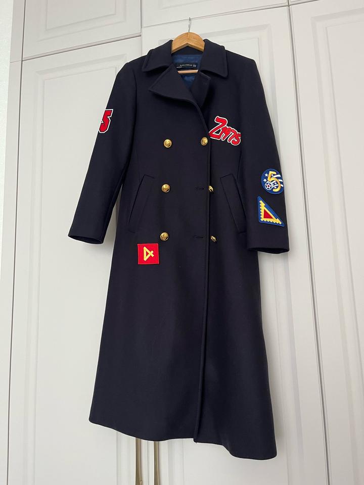 Zara Пальто