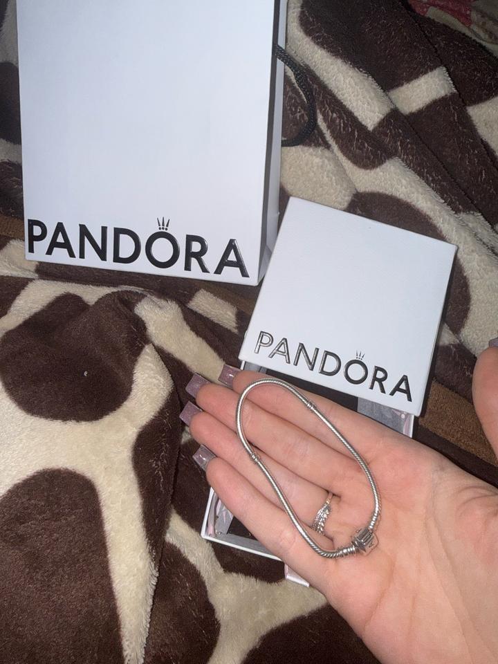 браслет PANDORA