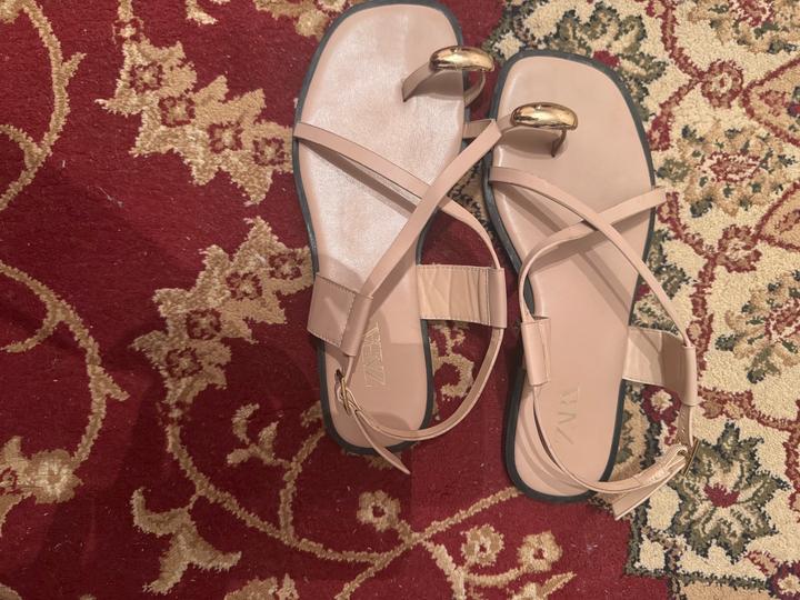 Нет бренда