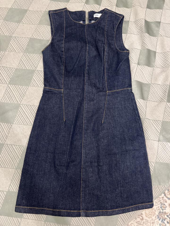 Джинсовое платье Zara