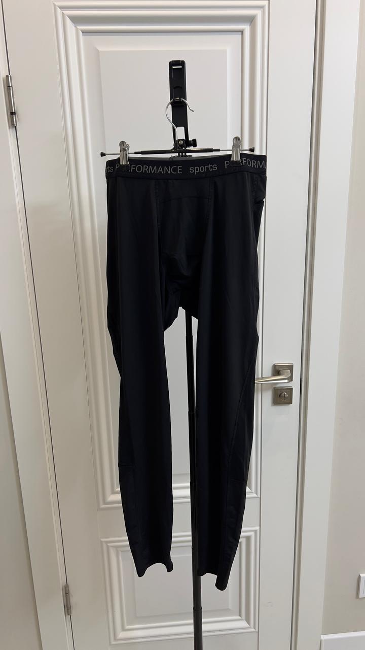 Спортивные тайтсы Tchibo