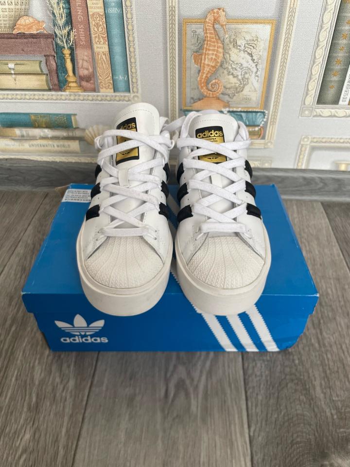 Adidas