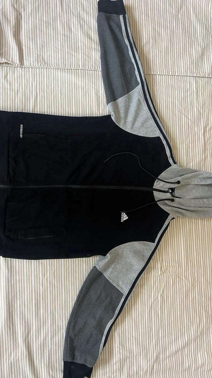 Мужская толстовка adidas