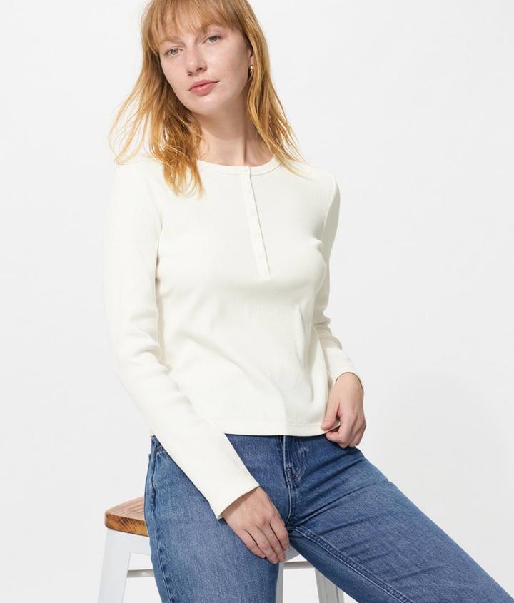 Лонгслив Uniqlo в рубчик на пуговицах