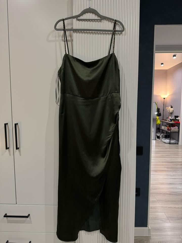 ZARA атласное платье миди