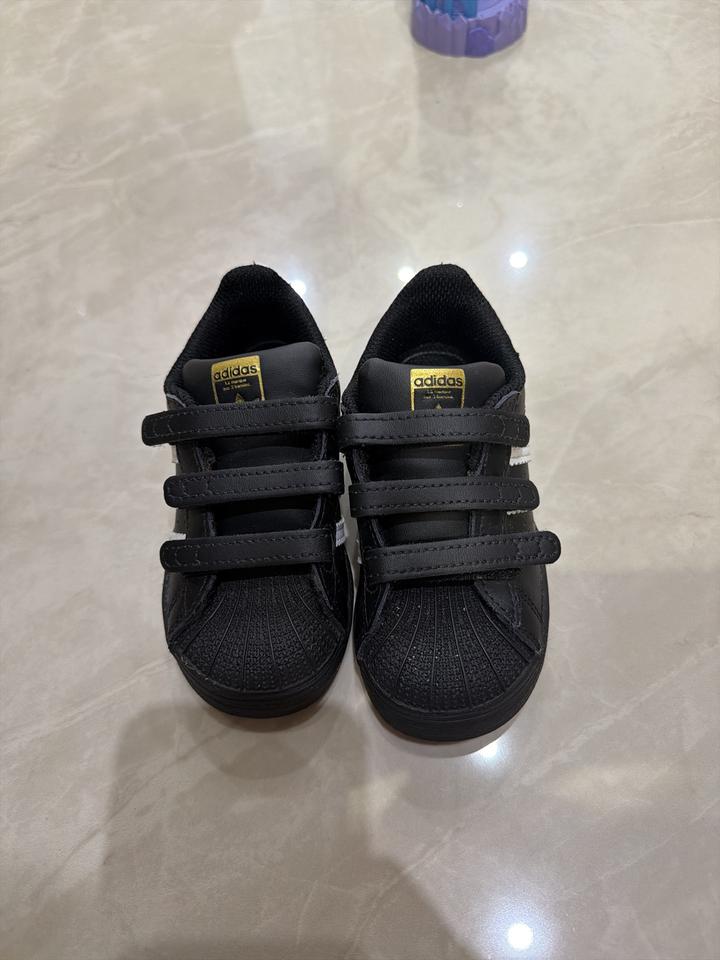 Детские кроссовки adidas