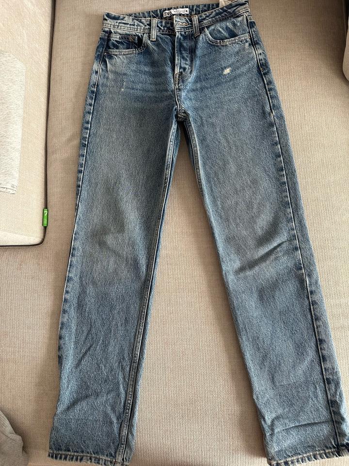 Джинсы ZARA