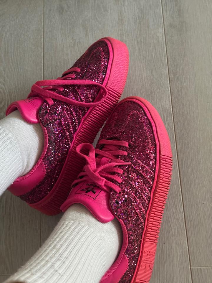 Кроссовки adidas