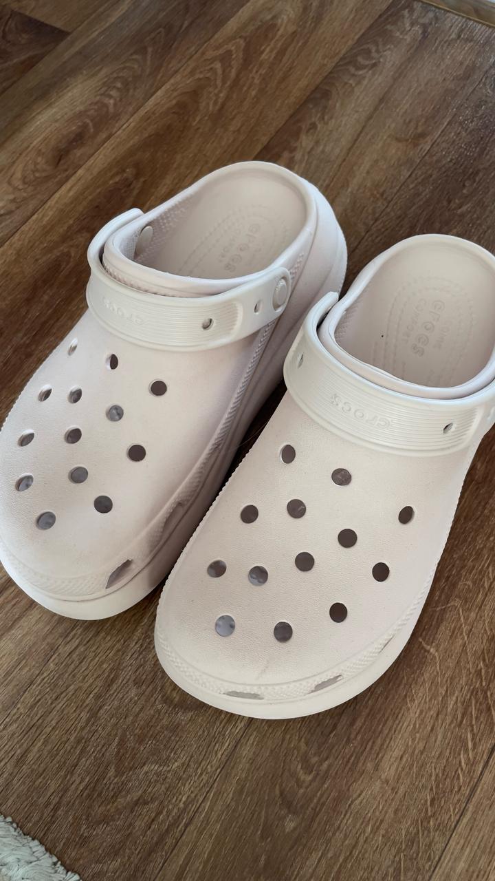 Crocs