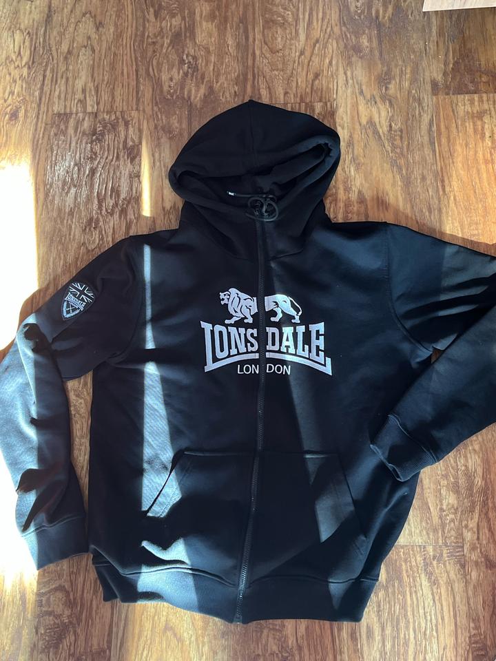 Худи Lonsdale
