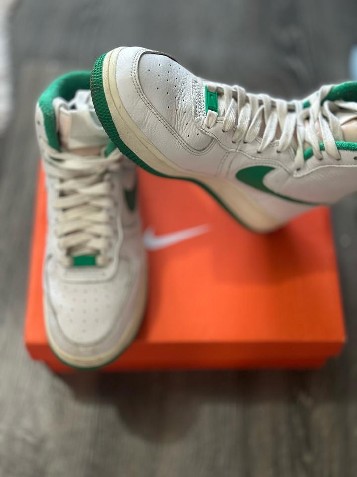 Nike