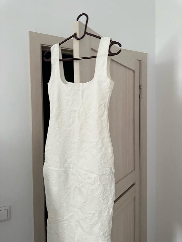 Белое платье Zara