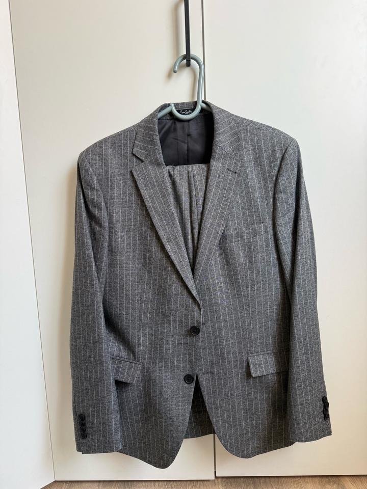 Костюм Pierre Cardin