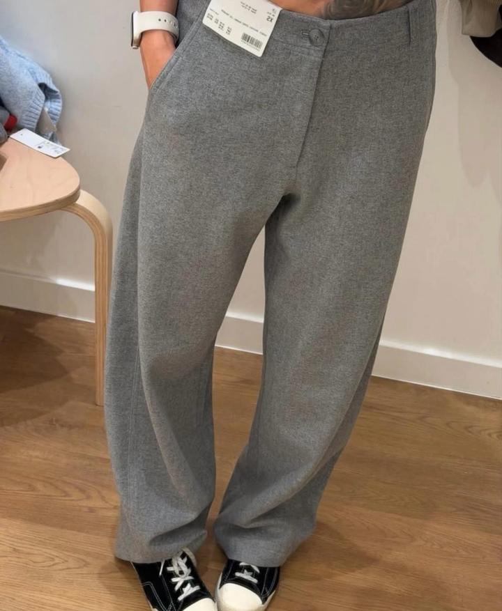 Брюки Uniqlo