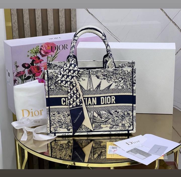 Сумка тоут Christian Dior