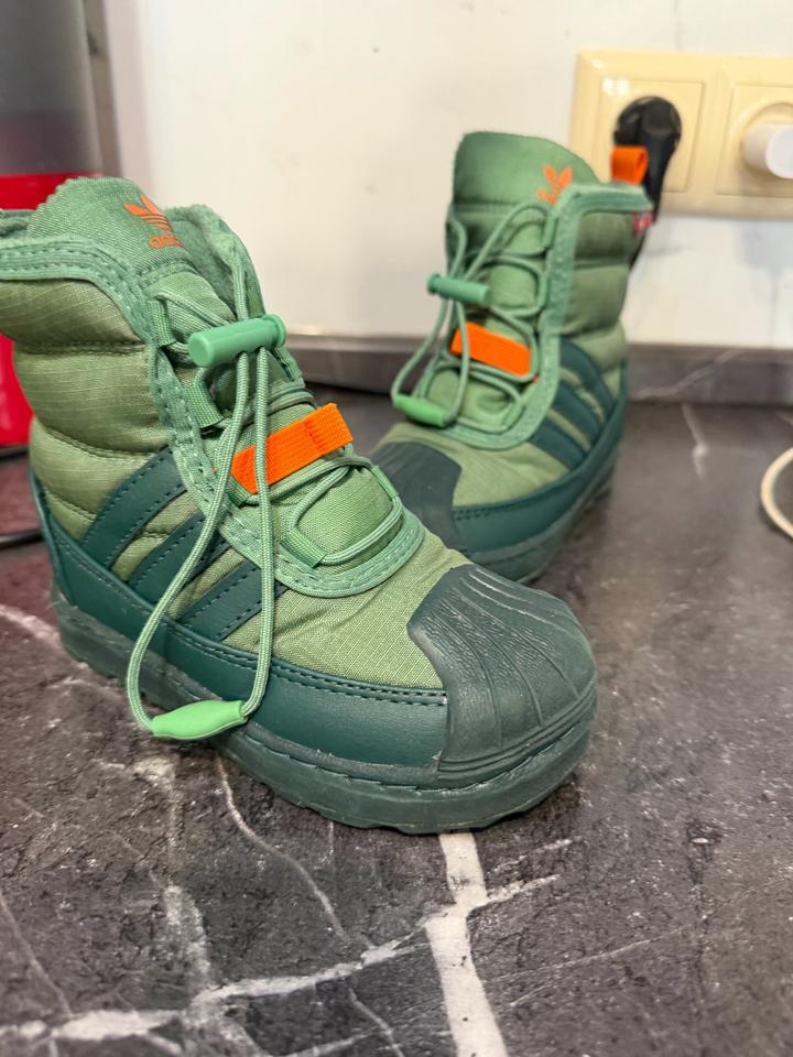 Детские ботинки adidas