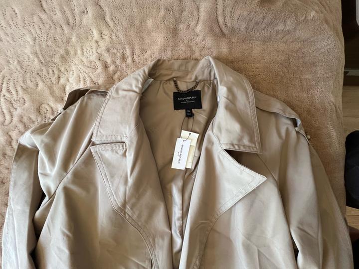 Banana Republic