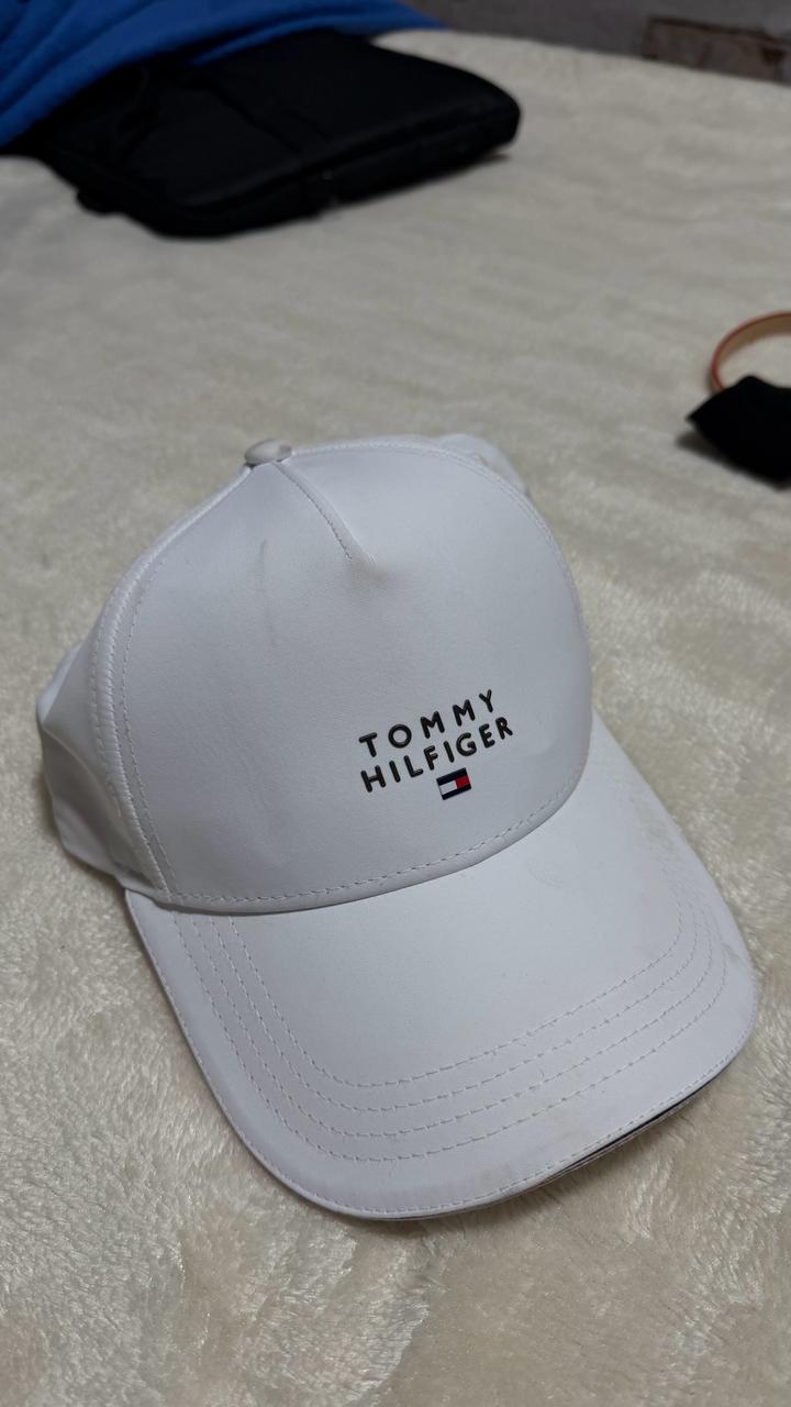 Tommy Hilfiger