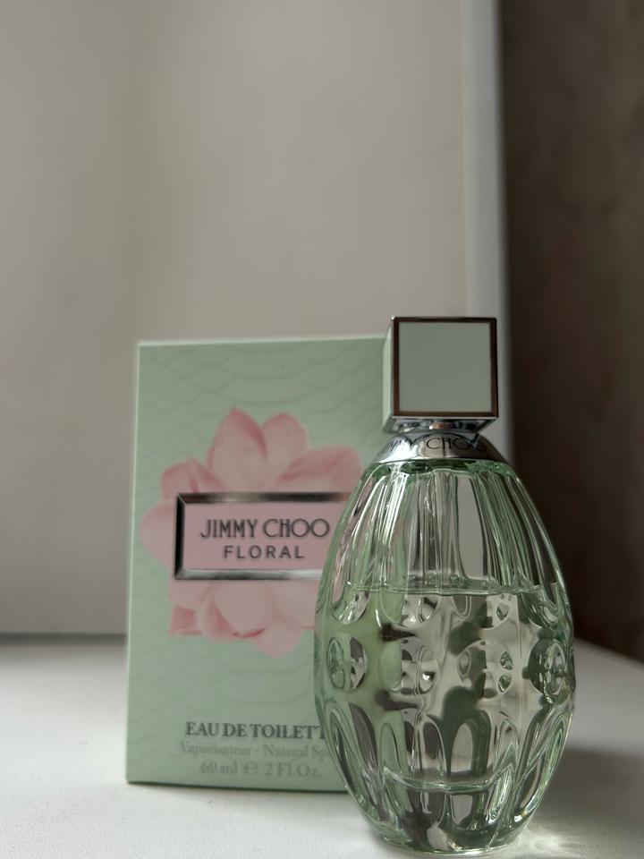 Jimmy Choo floral perfume