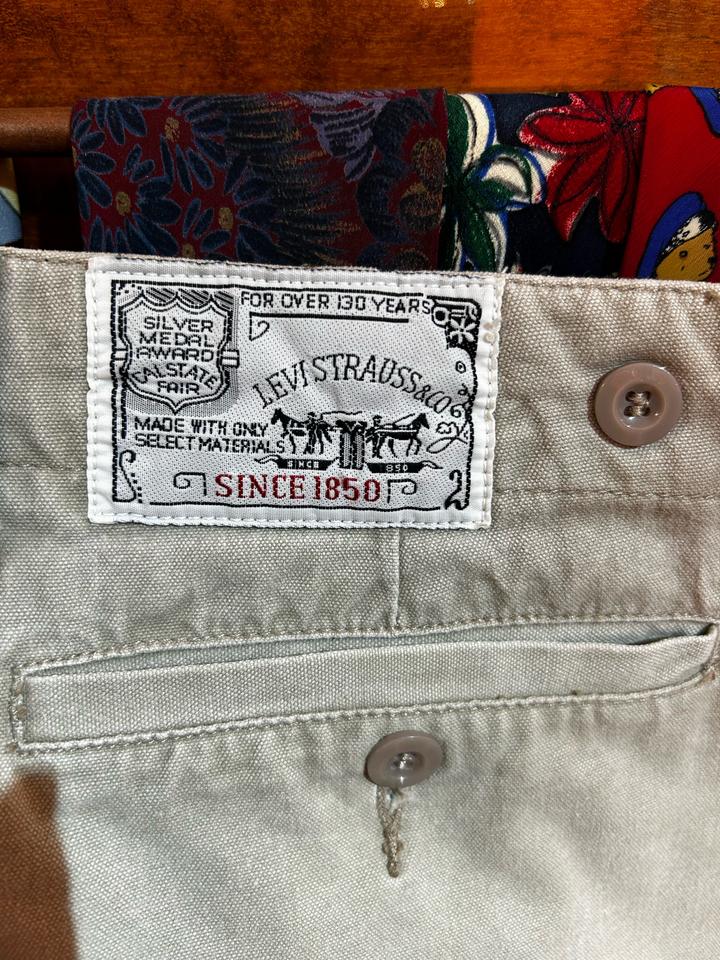 Levi's