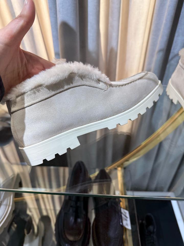 Santoni