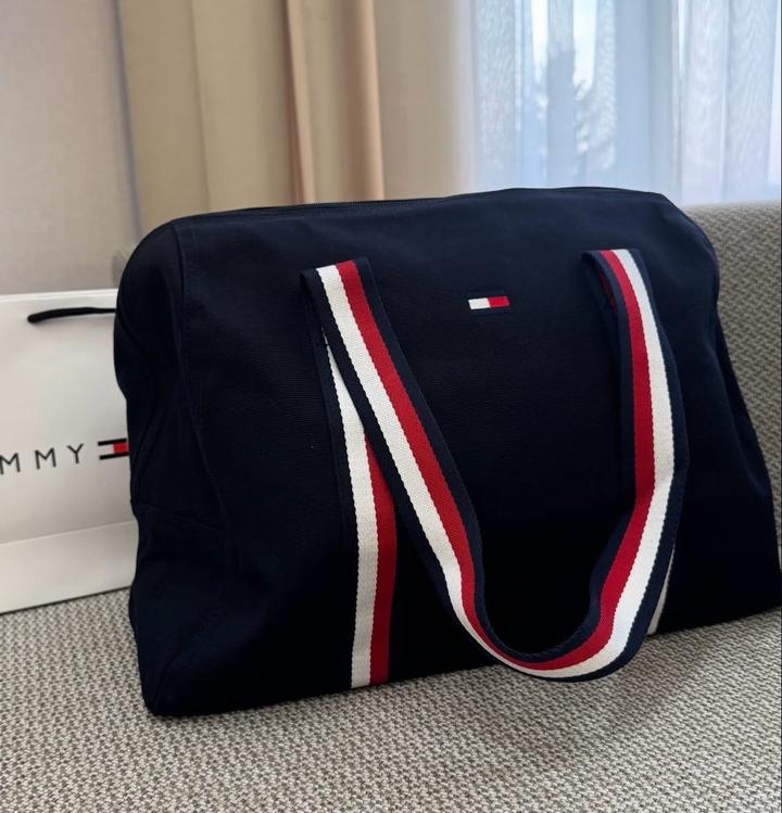 Tommy Hilfiger
