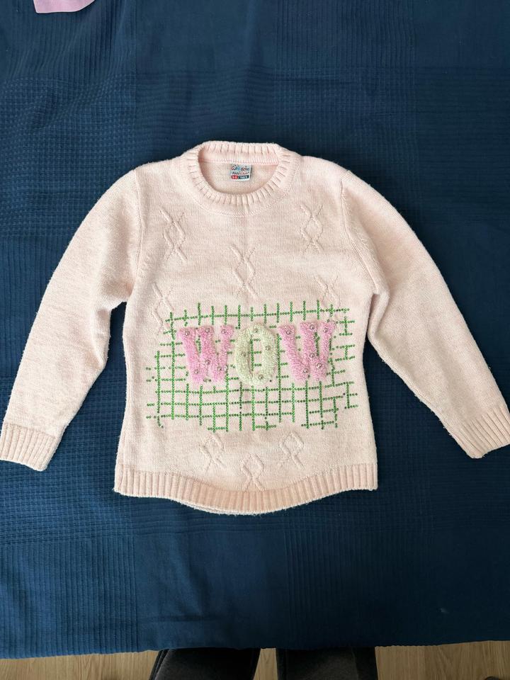 детский свитер 5-6 лет