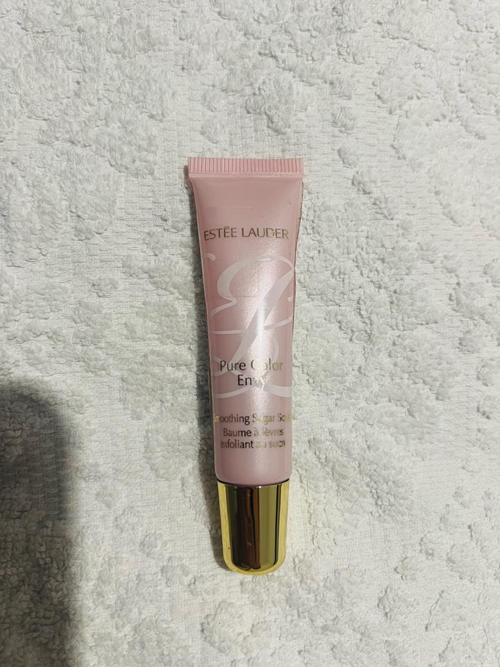 Разглаживающий сахарный скраб для губ Estée Lauder Pure Color Envy Smoothing Su