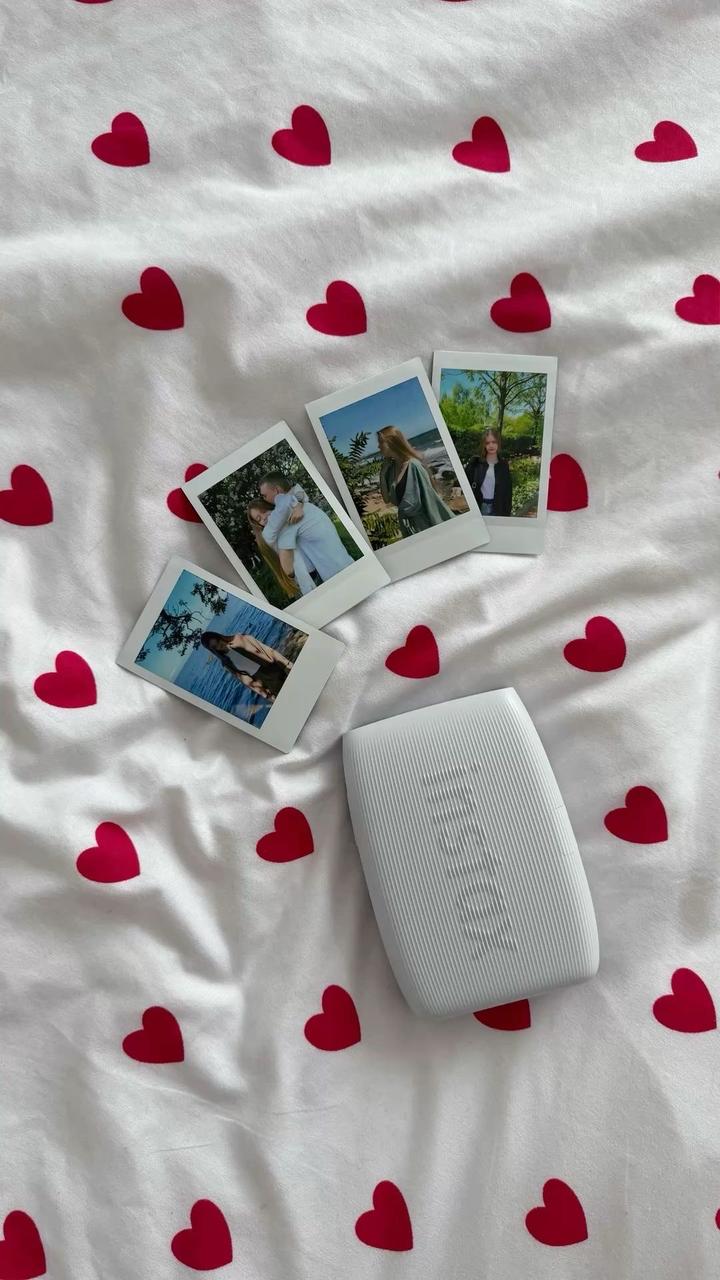 Instax