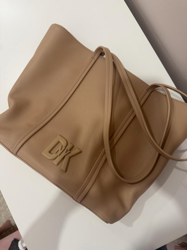 DKNY