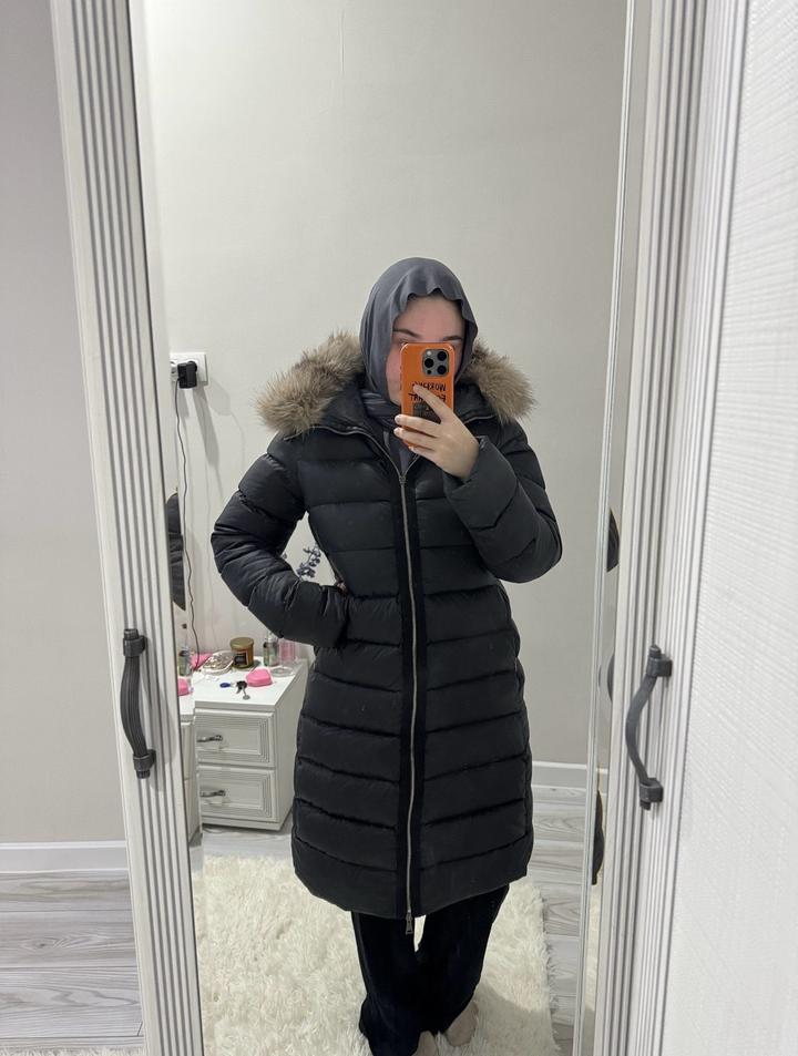 Пуховик Moncler гусиный пух 100% женский