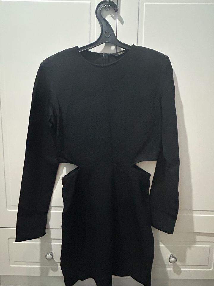 Платье Massimo Dutti с вырезами по бокам