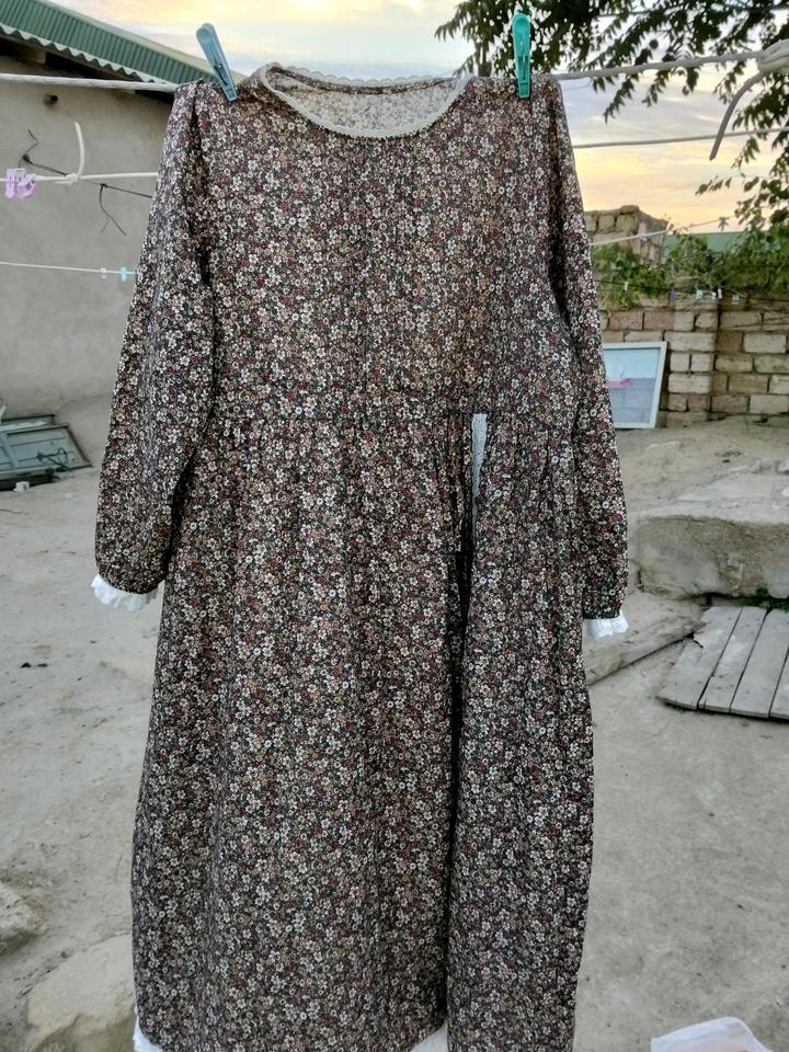 Платье в мелкий цветочек коричневое L-XL