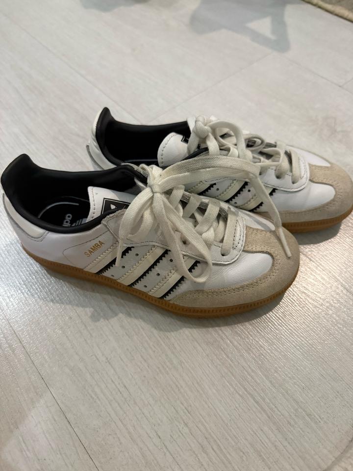 Кроссовки adidas Samba