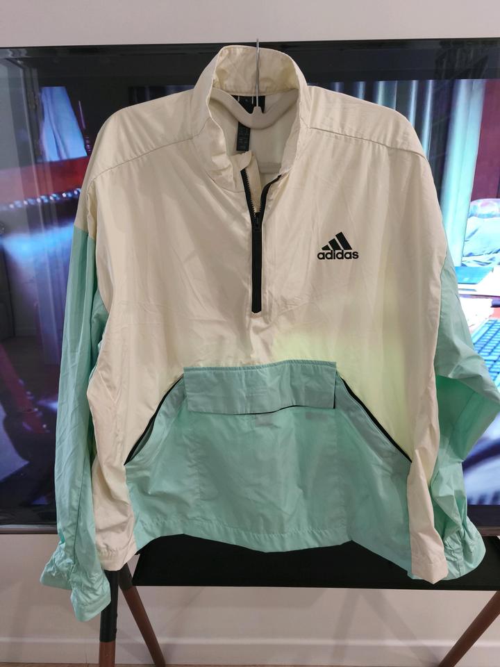 Курточка Adidas