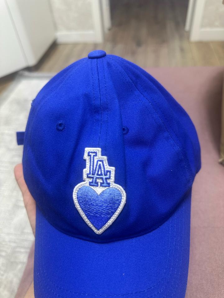 MLB