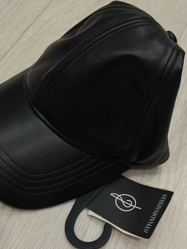 Кепка Stradivarius, новая