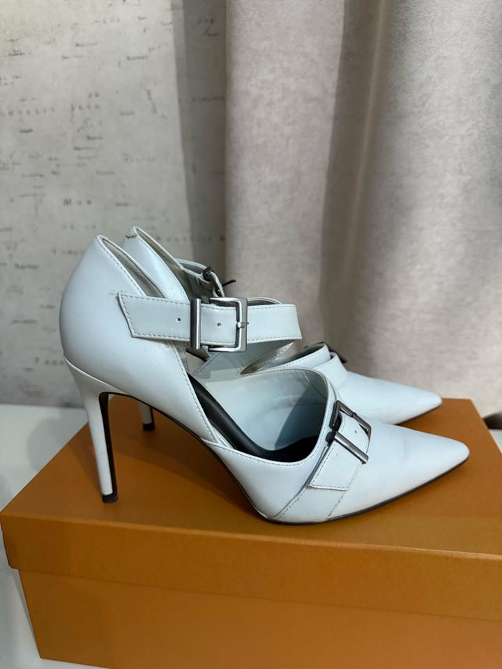 Charles & Keith