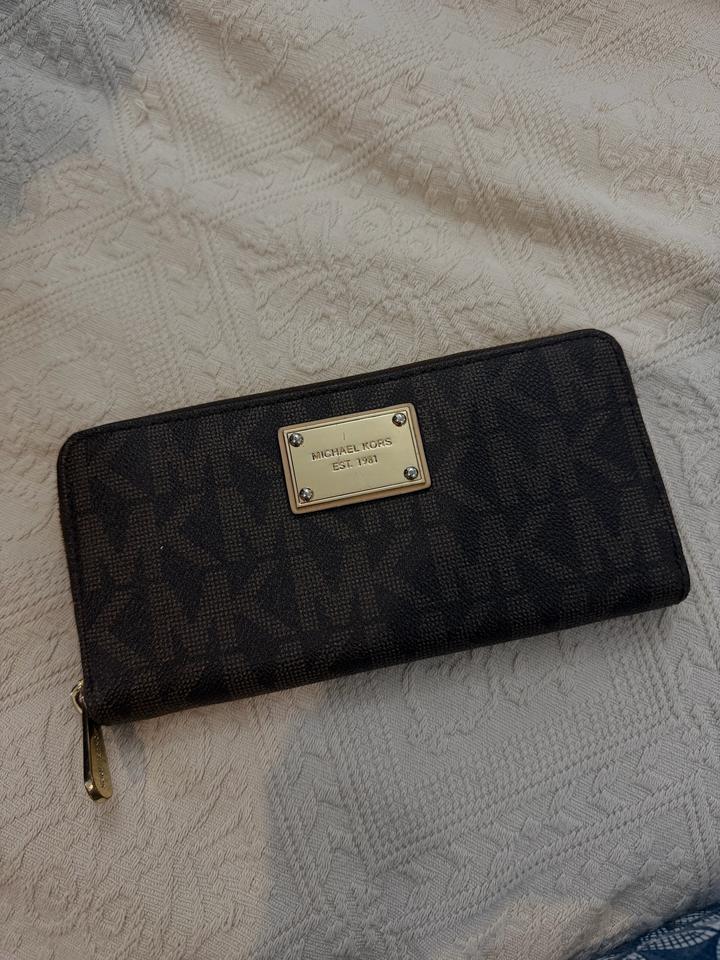 Кошелек Michael Kors