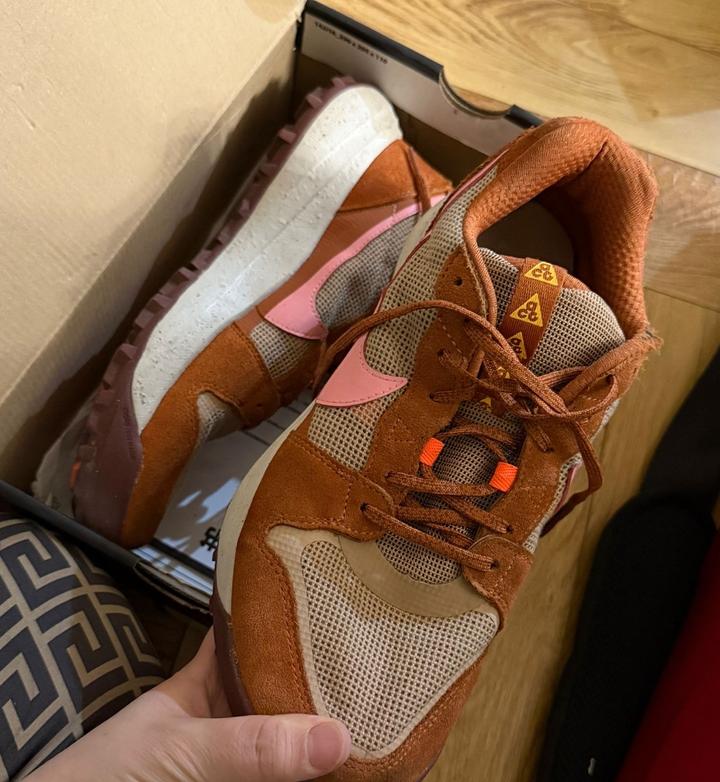 Nike
