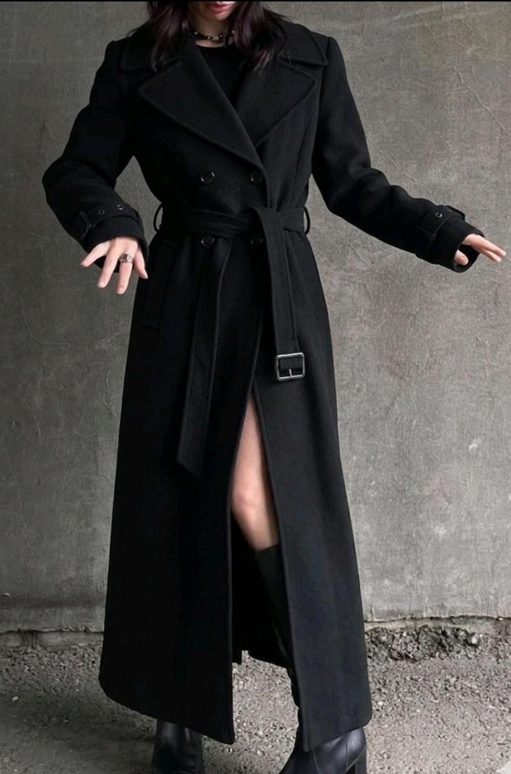 Maura by Claudia strater