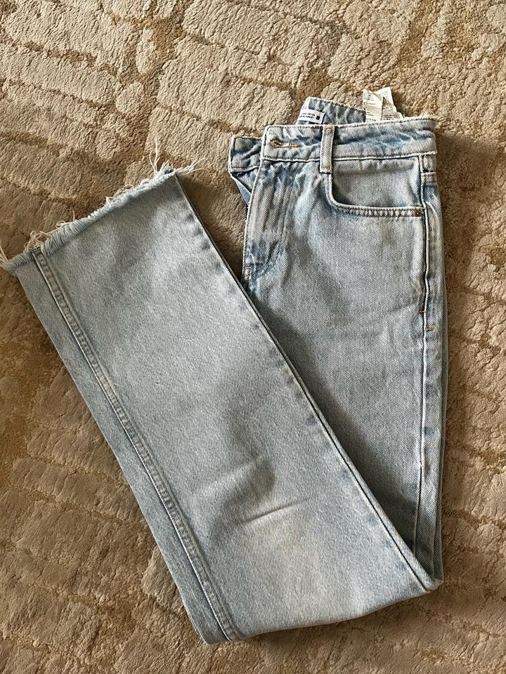 Джинсы ZARA