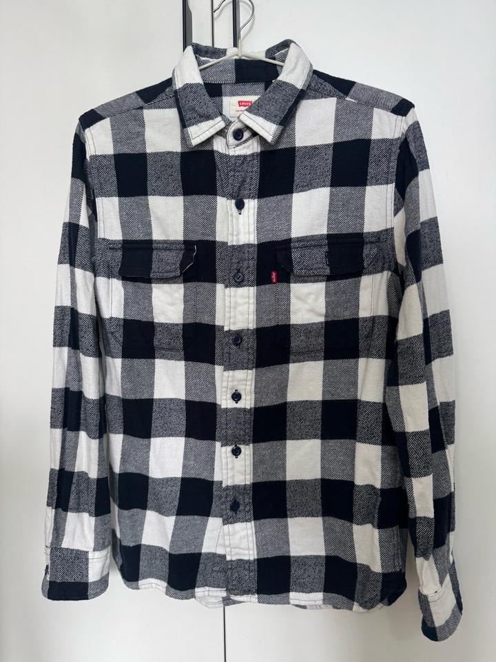 Levi's