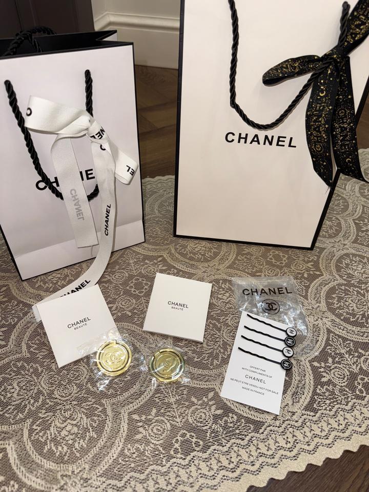 Заколки и держатель CHANEL 100% оригинал