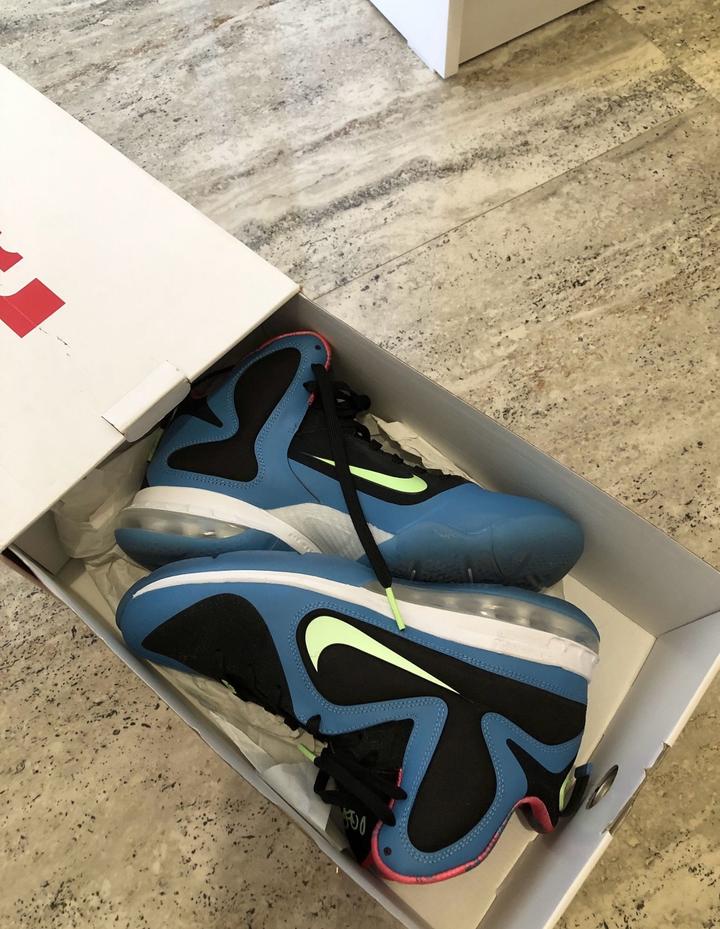 Nike