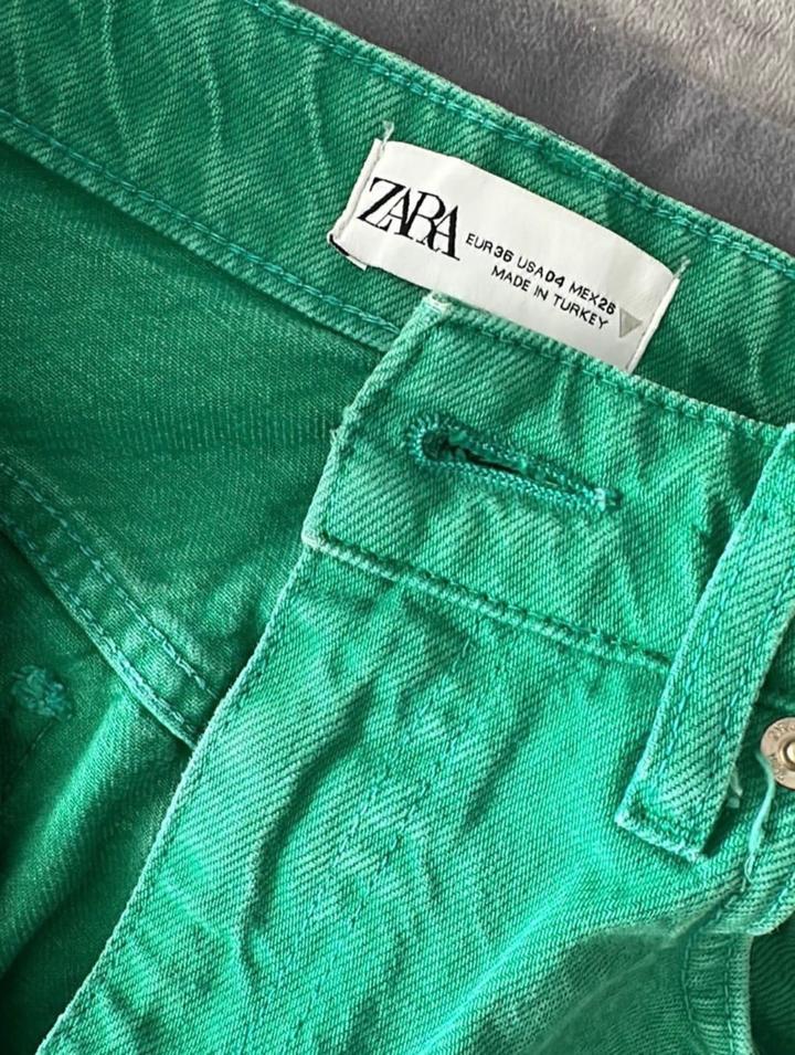 Zara Бермуды Зара