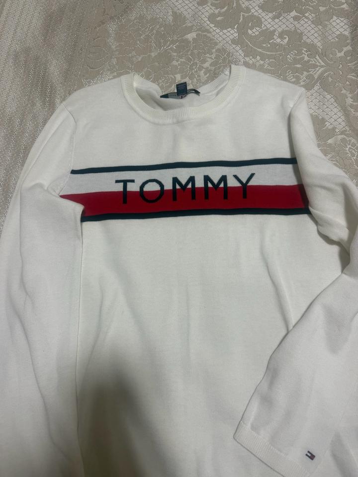 Tommy Hilfiger
