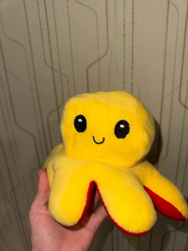 Играшка осминога мягкая
