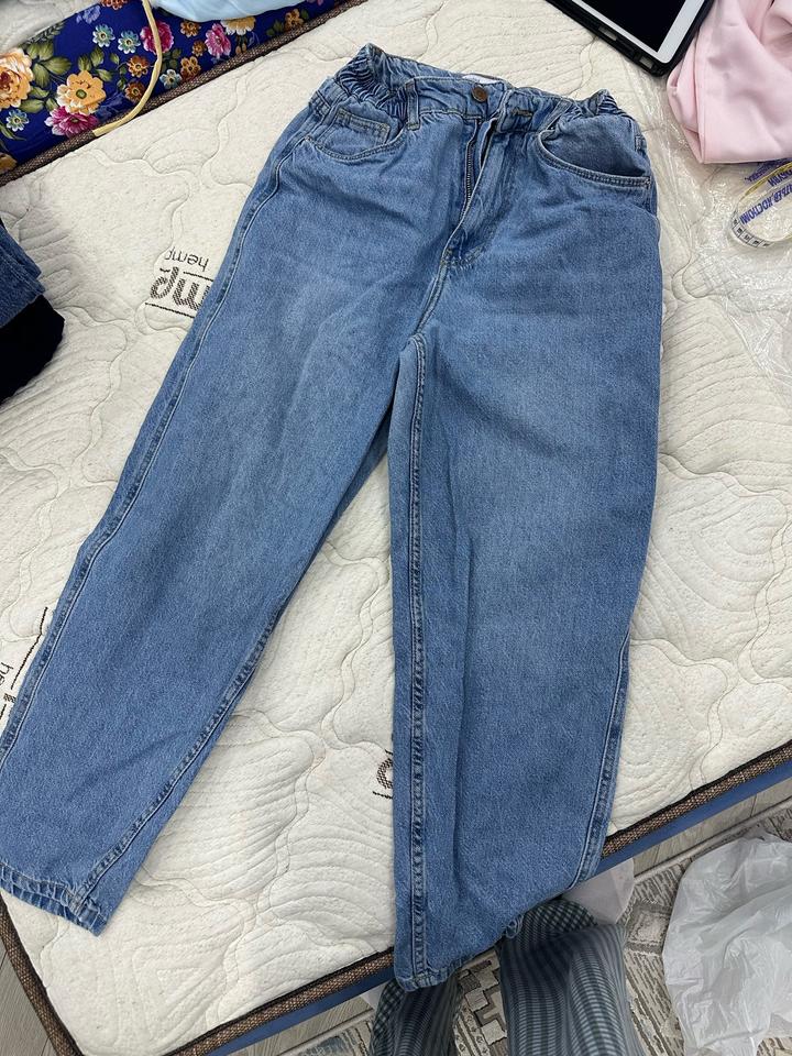 Джинсы Bershka