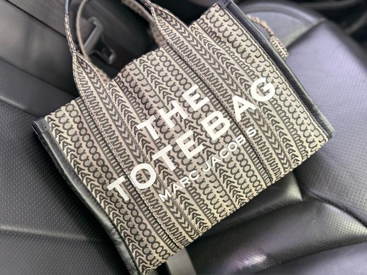 Шоппер Marc Jacobs The tote bag